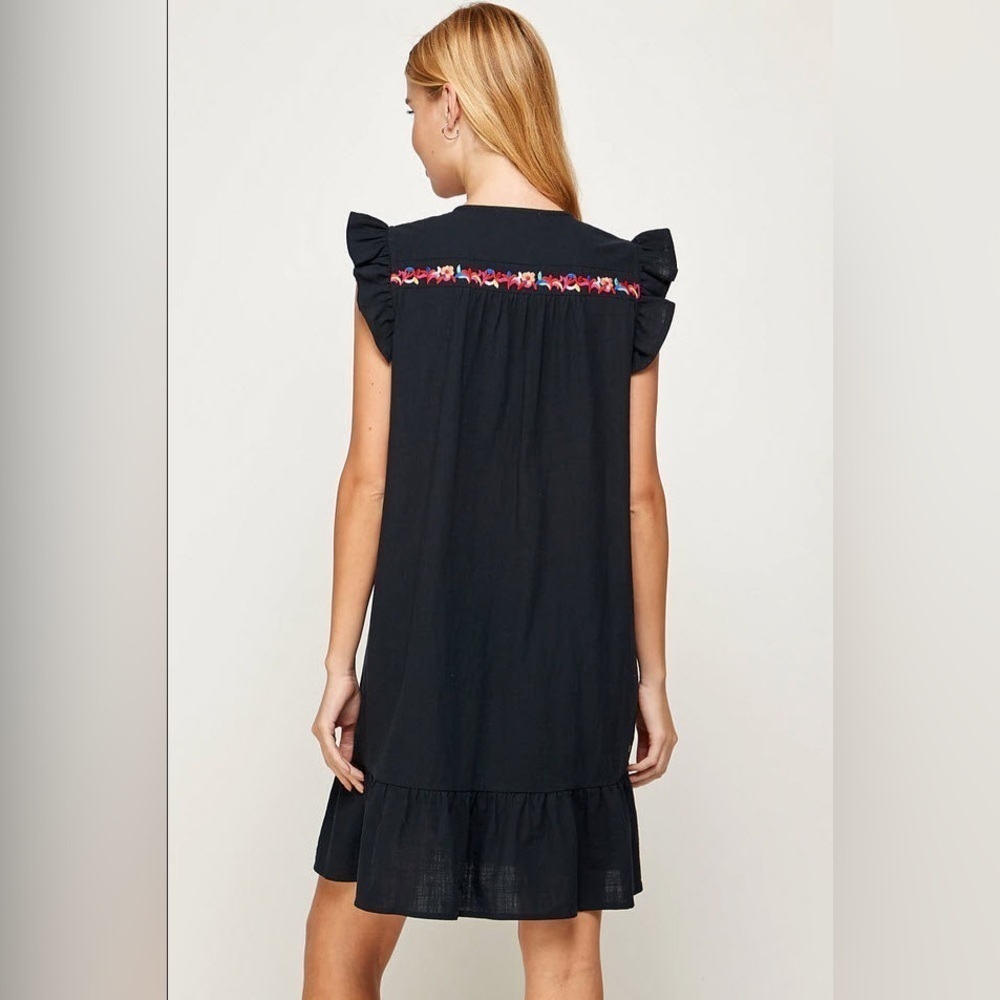 Floral Embroidered Ruffle Dress Size Large Black Short Sleeve Brand new - Picture 3 of 8